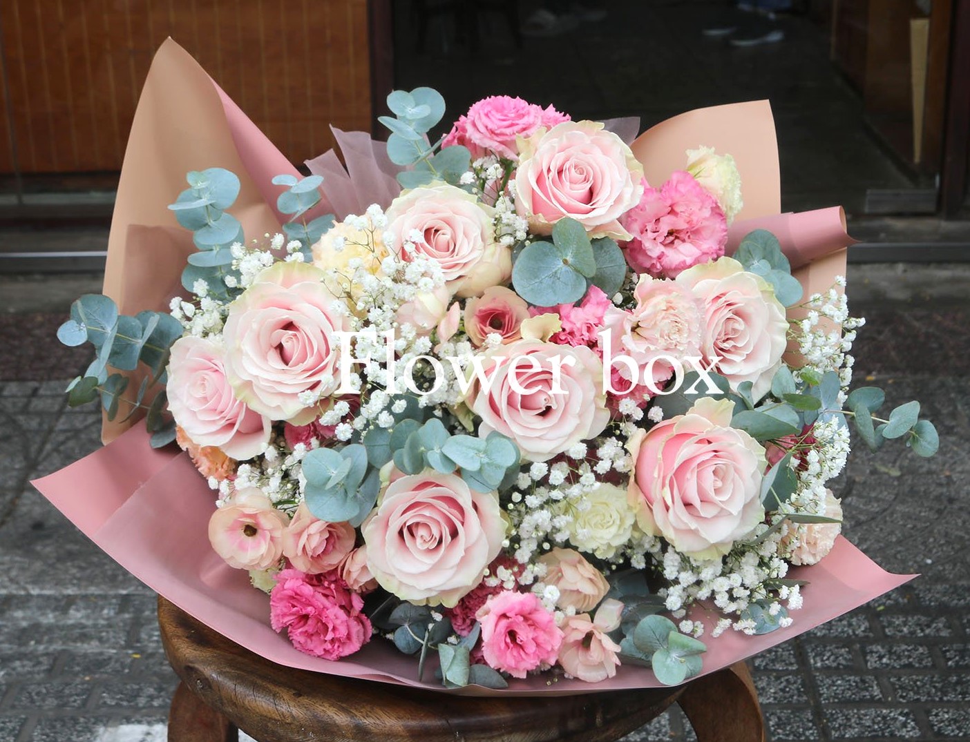 Bó Hoa Chúc Mừng Ngày 08-03 FBQN12