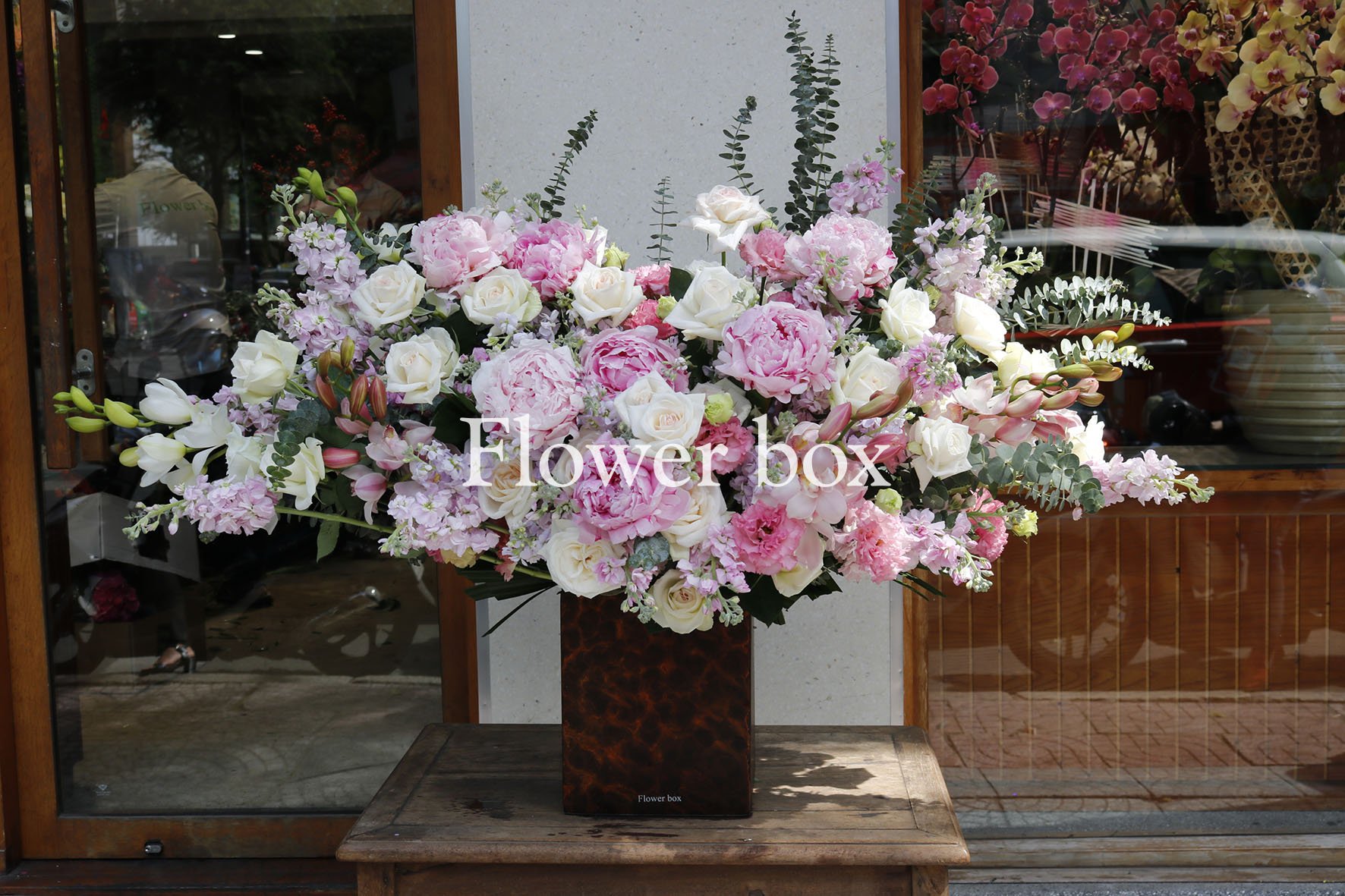 HỘP HOA NGÀY CỦA MẸ - FBVE16